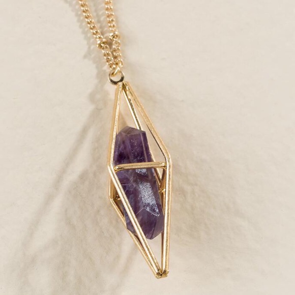 Meet your Posher, Heather - Picture 7 of 8